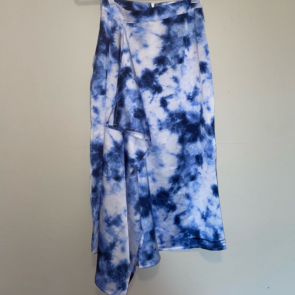5/$25❌ FINAL CALL❌ NWT-F21 split side skirt - Picture 3 of 7